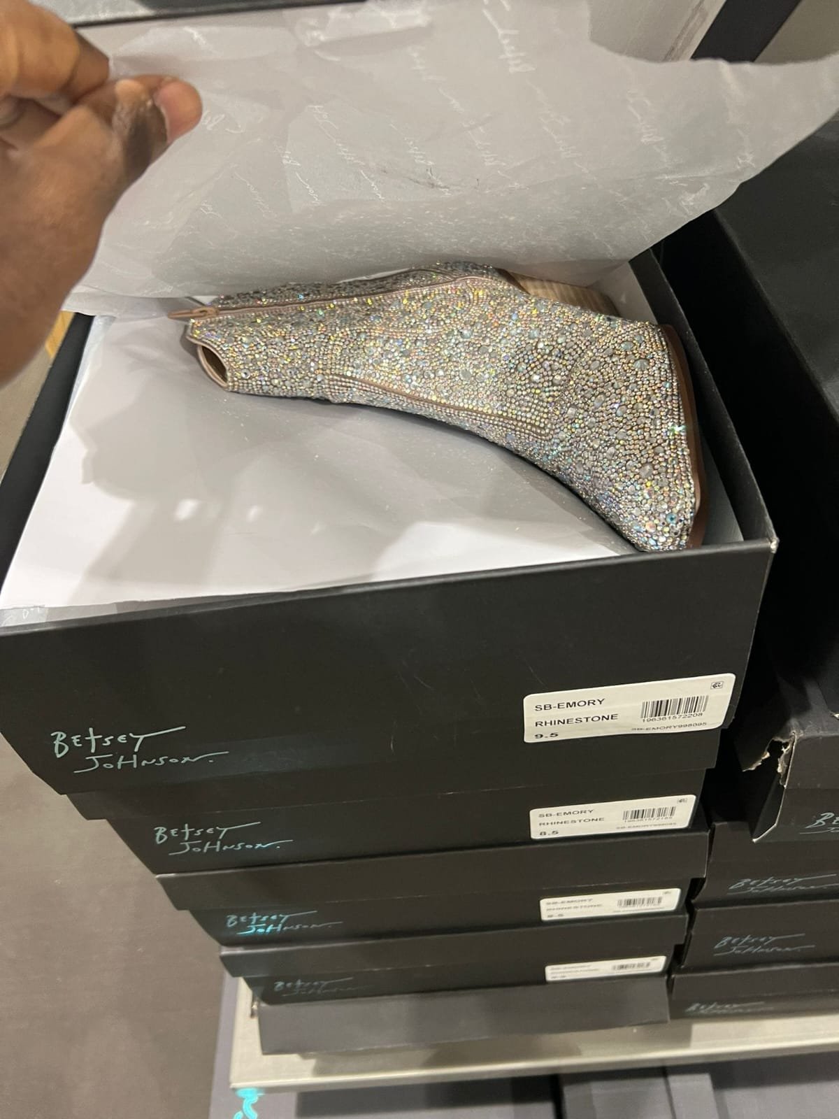 WhatsApp-Image-2024-05-22-at-13.24.13